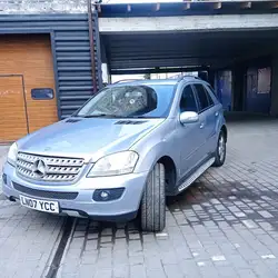 Mercedes ML Shrot