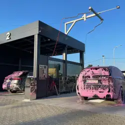 Автомийка LuxWash - Малехів, Київська