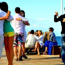 Школа аргентинського танго A bailar! - Кловський узвіз