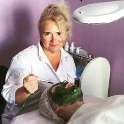 Косметолог Олена Шейко