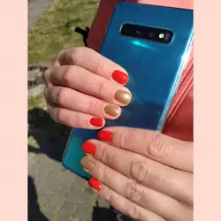 Альона