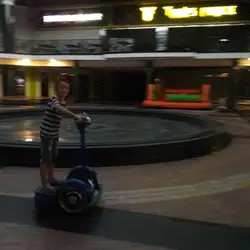 4-D Кінотеатр