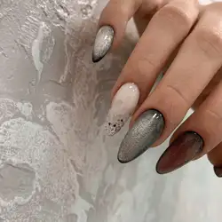 MIA nail station