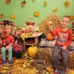 Apple Montessori school - Лесі Українки