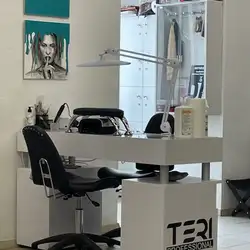Pandora Beauty Room