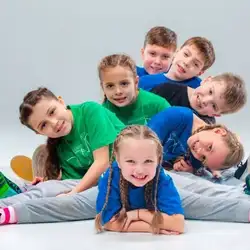 Танцювальний центр Pionerskiy