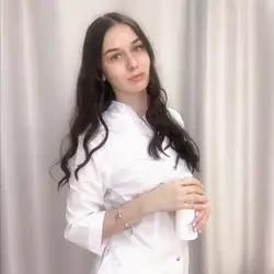 Яна Пулатова