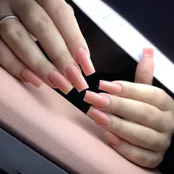 LILO NAILS