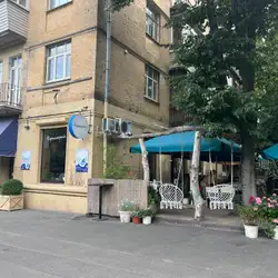 Чорноморка на Лаврській