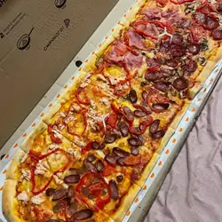Япошка (в підземному переході)