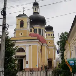 кафе "КНЫШ" — Черновцы