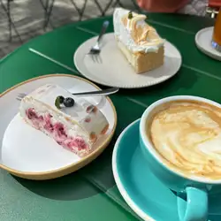 Holy Day Cafe — Ужгород