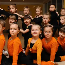Танцювально-спортивна студія Brilliant - Володимира Івасюка
